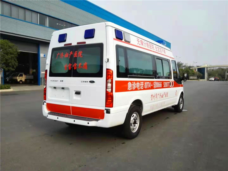 福特新世代V348長軸高頂運(yùn)輸型救護(hù)車