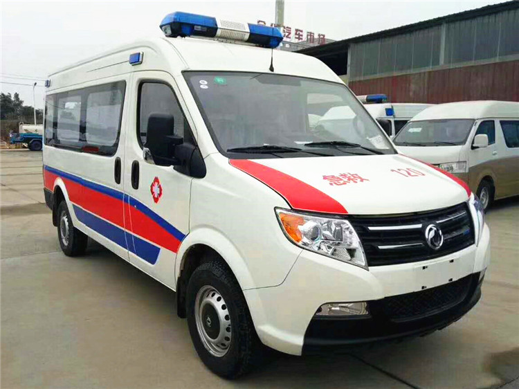 東風(fēng)御風(fēng)長(zhǎng)軸高頂監(jiān)護(hù)型救護(hù)車(chē)