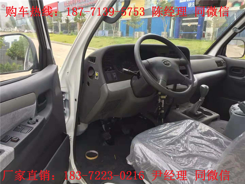 金杯新海獅醫(yī)療轉(zhuǎn)運車汽油型-金杯大海獅監(jiān)護型救護車
