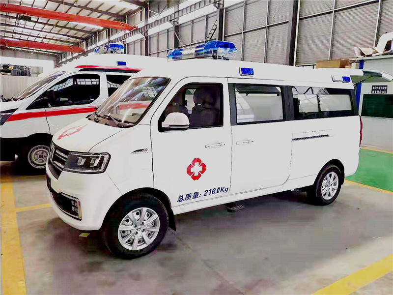 國六120金杯新海獅S轉(zhuǎn)運型救護(hù)車
