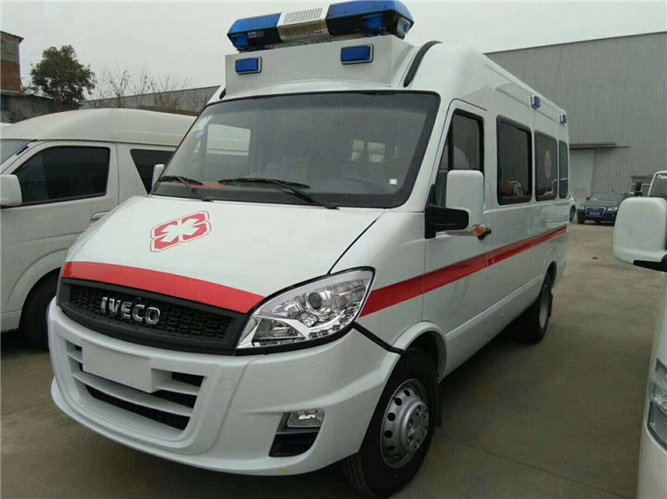 依維柯新款A(yù)50救護(hù)車(chē)（轉(zhuǎn)運(yùn)型）