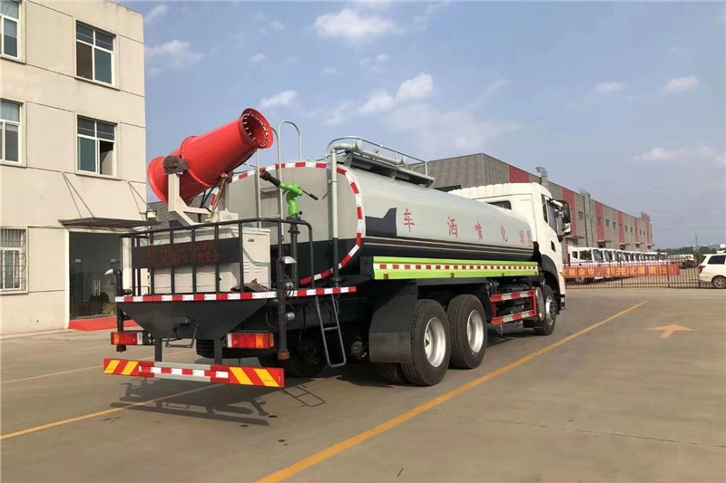 東風(fēng)天龍后八輪20噸噴霧車，國(guó)六綠化噴灑車