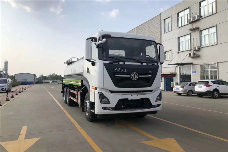 東風(fēng)天龍后八輪20噸噴霧車，國(guó)六綠化噴灑車