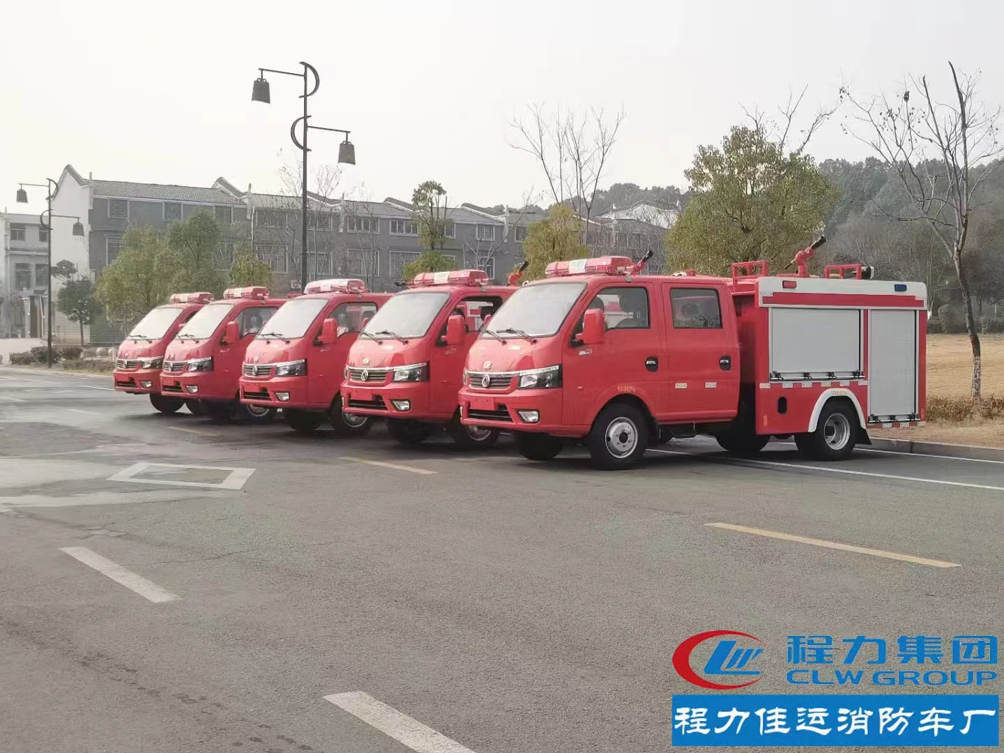 東風途逸1噸水罐消防車參數！