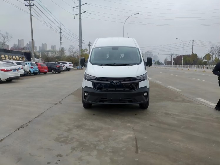 福特V362傷殘轉(zhuǎn)運(yùn)車非急救轉(zhuǎn)運(yùn)車！