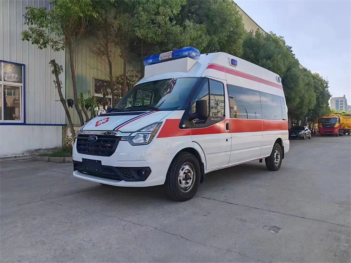 福特新世代V348長軸高頂救護車！