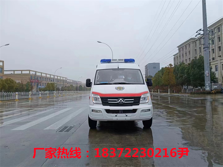 國六藍(lán)牌上汽大通救護車！